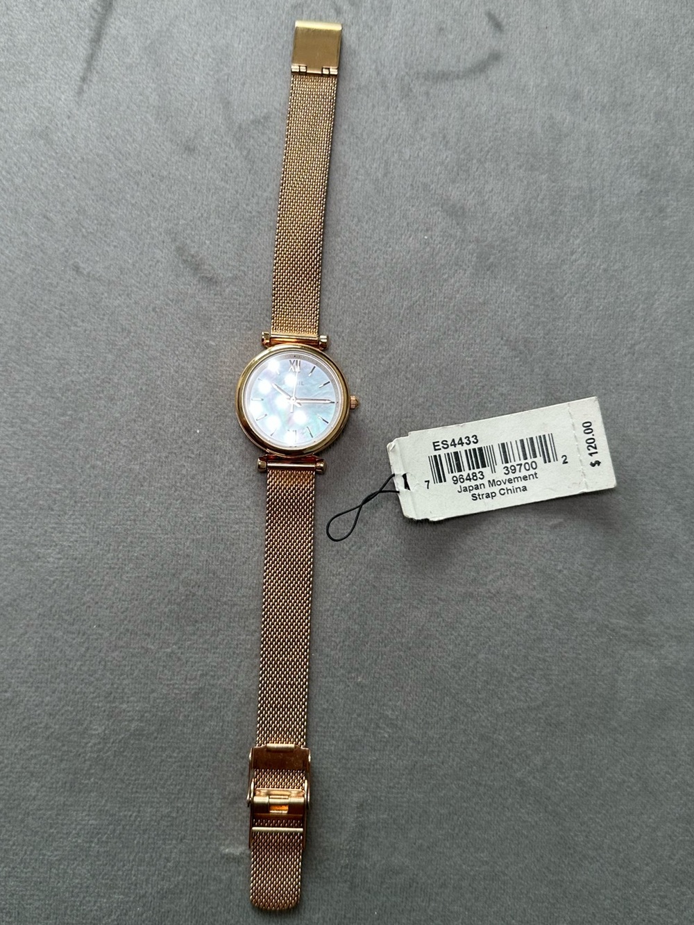 Fossil Women's Mini Carlie Rose Gold Mesh Bracelet Watch 28mm - Picture 5 of 5